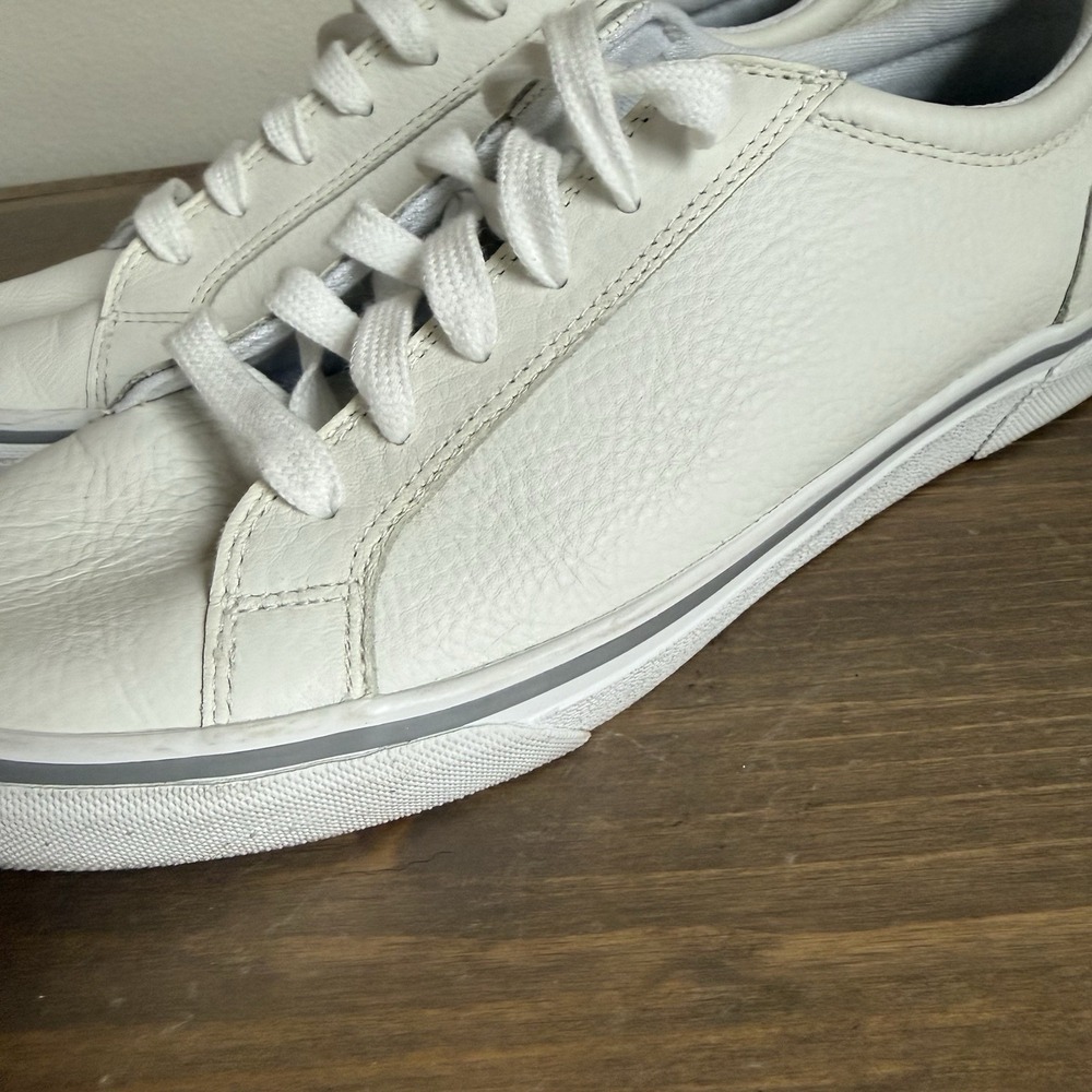 Eddie Bauer Womens 9 White Leather Low Top Lace Up Chatham Comfort Sneakers - Picture 3 of 9